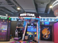 -酷洛小镇(步步高新天地购物广场店)