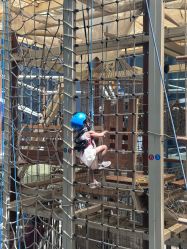 -PIPIKINGDOM皮皮王国欢乐号(欢乐海岸购物中心店)