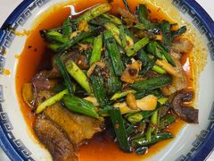 蒜叶炒回锅肉-山城小聚(福田店)