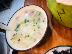 -老何家后安粉·糟粕醋海鲜火锅(三亚湾椰梦长廊店)