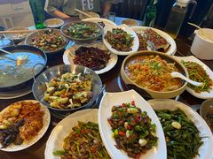 -湘聚南县土菜馆(龙山二路店)