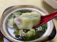 -小许三鲜砂锅馄饨店(家多乐烟酒店)