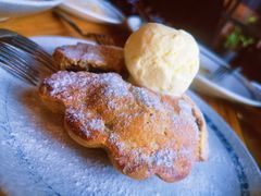 苹果派伴香草冰淇淋-SMOKI & CO(五大道店)