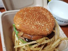 -HELLO 27 意面·沙拉·帕尼尼