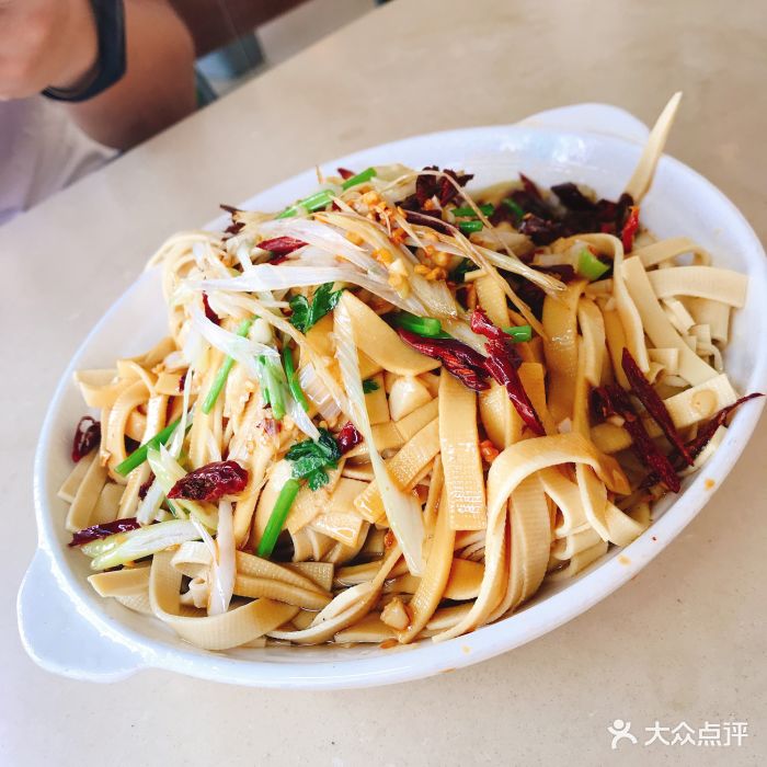 群姐手擀麵館(同安路店)油潑豆腐皮圖片