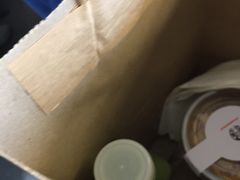 -星巴克(上海虹桥站2A检票口)