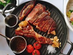 特色澳洲和牛战斧牛排-Kathleen's Waitan 凯圣琳江景西餐厅(外滩店)