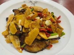 -湖南人家湘菜馆(镇江路店)