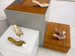 -ZARA(大上海时代广场店)