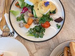 班尼迪克蛋牛油果素餐-玲婧胡同·生日蛋糕·餐厅(嘉里城店)