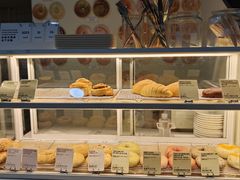 -ADO KAFE(大学城店)
