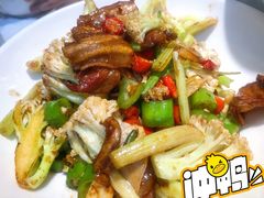 小炒有机花菜-花椒俏川菜小馆(南海万达店)