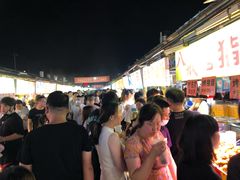 -大学城夜市大排档(凤栖路店)