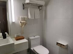 -全季酒店(上海火车站天目西路店)