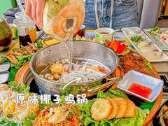 -椰小鸡·琼州糟粕醋·火锅(美兰缤纷城店)