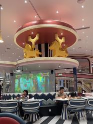 -奈尔宝家庭中心·亲子餐厅(鄞州万达店)