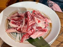 黑牛肋条-明洞阿姨·韩式酱蟹烤肉·创意料理(三元桥店)