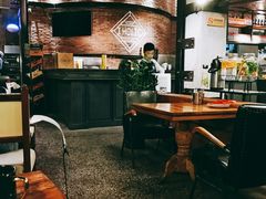 景观位-I HOLIC艾豪丽披萨(KKone店)
