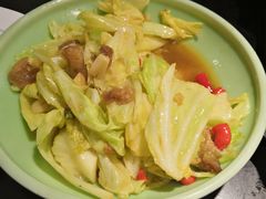 油渣炒莲白-陈麻婆豆腐总店
