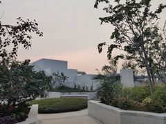 -逗号立方