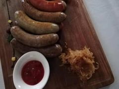 -马克西姆俄罗斯餐厅(通亚街店)