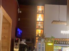 -苹果树下艺术餐厅(宋庄店)