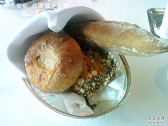 餐前面包-翡翠36餐厅(浦东香格里拉店)
