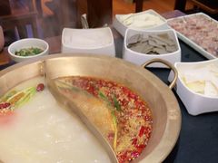 -沸炉重庆老火锅(军事博物馆店)