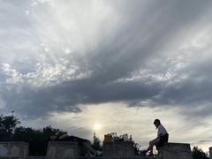 -鬼笑石后山停车场