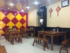 大堂-潘国仙耳光馄饨(黄家阙路店)