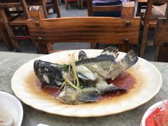 -四川小胡子海鲜(丁村万人海鲜广场店)