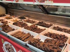 -张鸭子重庆特产卤味小吃(未来国际店)