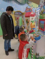 -莫莉幻想儿童乐园(武汉保利广场店)