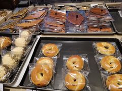 -OUR Bakery(中海环宇荟店)