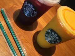 冰摇红莓黑加仑茶-星巴克(海口美兰机场分店)