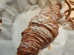 黄金流奶羊角-麦田工坊(月湖店)