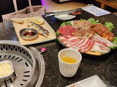 -木槿花韩式炭烤·熟成肉工坊(孙文东路店)