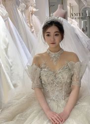 -艾米丽婚纱礼服