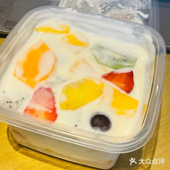 蜜桃果匠水果捞餐厅(凌秀小区店)