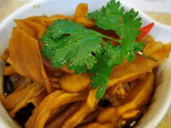 青介无骨鸭掌-点都德(华强南店)