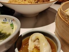 -馋三尺蟹粉小笼(人民广场店)