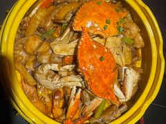 -多嘴超级肉蟹煲(中东店)