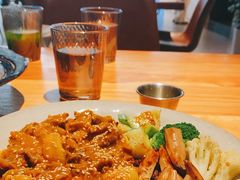 -POKEE VIA&Brunch·维娅(重庆来福士店)