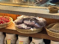 -挂旗柴锅鸡(蚌山区嘉年华店)