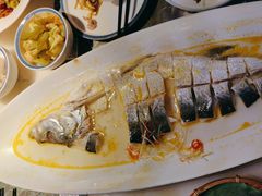 太湖白鱼-假装苏杭·园林餐厅(陆家嘴中心店)