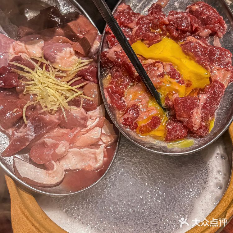 必吃榜没有骗我，这家粥底火锅好吃到无语！