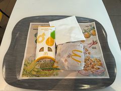 -麦当劳(轻轨曹杨路店)