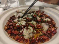 -鱼鲜饭香·招牌汽锅剁椒鱼头王