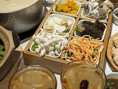 -煲王粤菜餐厅(中侨中心店)