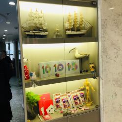 -咪咪专业脱毛连锁机构